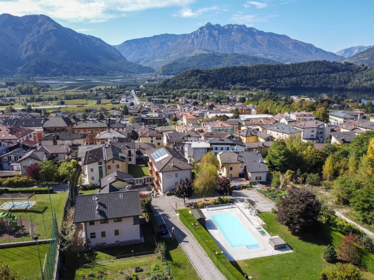 Hotel Lucia Levico Terme Exterior foto